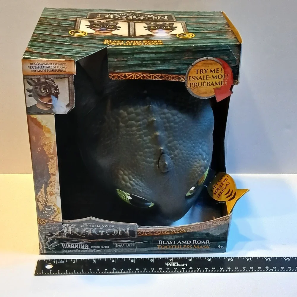 DreamWorks How to Train Your Dragon Toothless Blast & Roar Mask - New In Box!